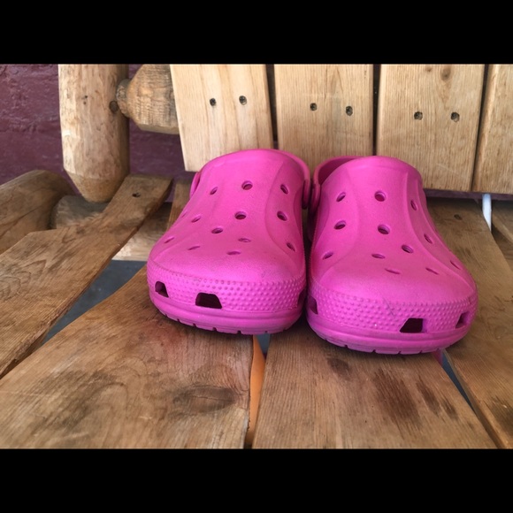 Crocs pink girls shoes sz J2 - Picture 3 of 5